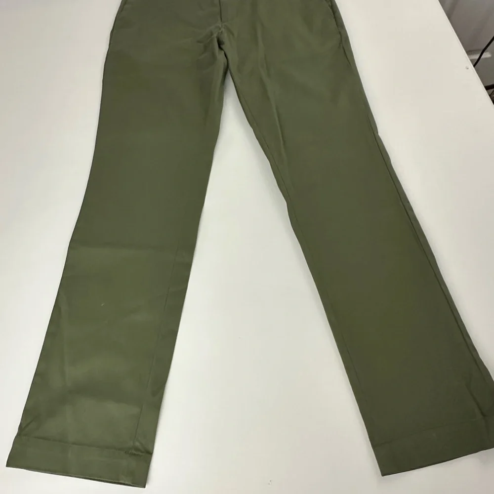 Banana republic men’s size 33/32 flu and‎ skinny fit Chino pants new with tags